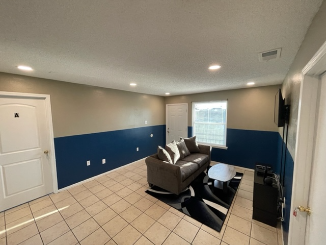 8506 Leake Ave #D - Photo 7 of 16