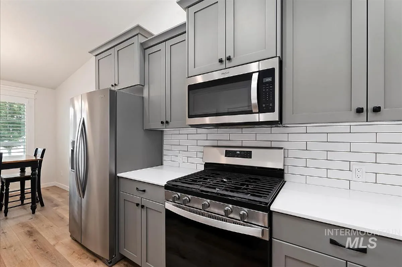 4437 E Faceto St - Photo 2 of 9