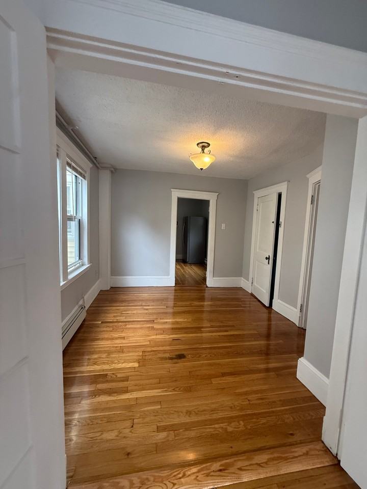 17 Bow St #2 - Photo 5 of 15