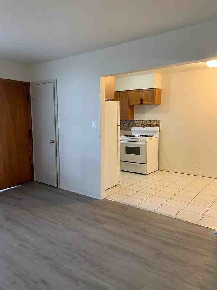 100 Vana Dr - Photo 4 of 7