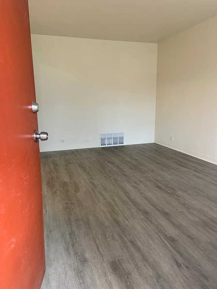 100 Vana Dr - Photo 7 of 7