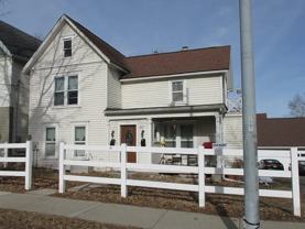 1014 E Gorham St #B - Photo 1 of 1