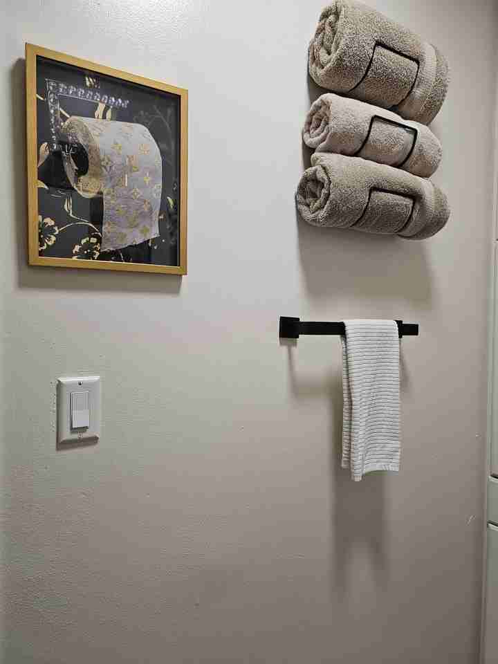 1708 E Tilsley Pl - Photo 7 of 12