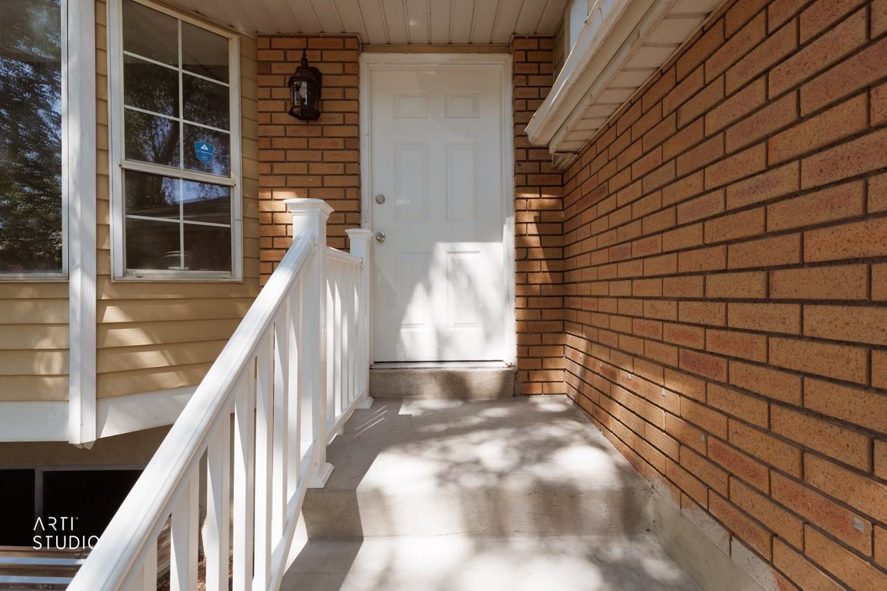 965 N Dorothea Way - Photo 2 of 19