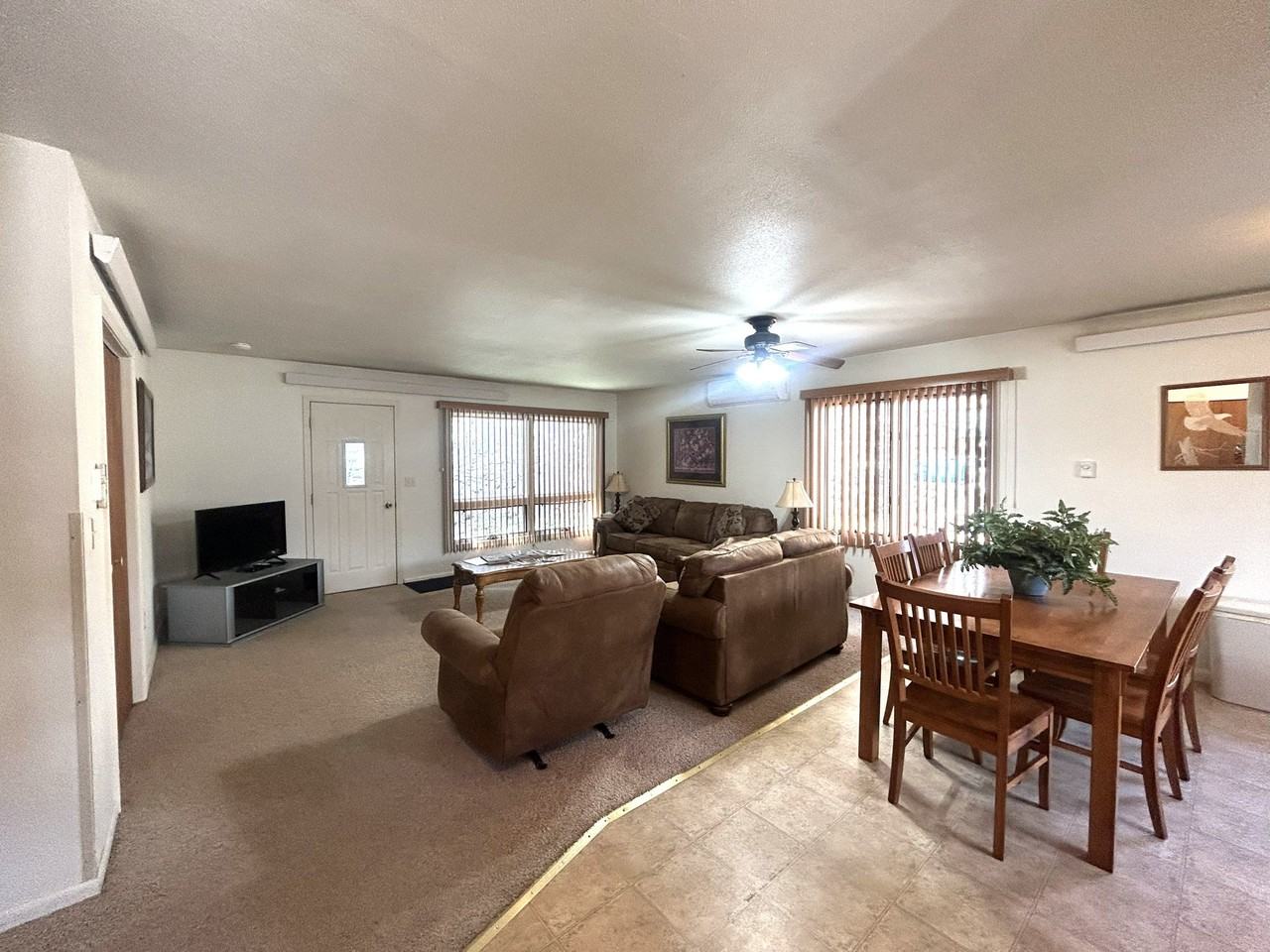 109 Pine Ave - Photo 5 of 14
