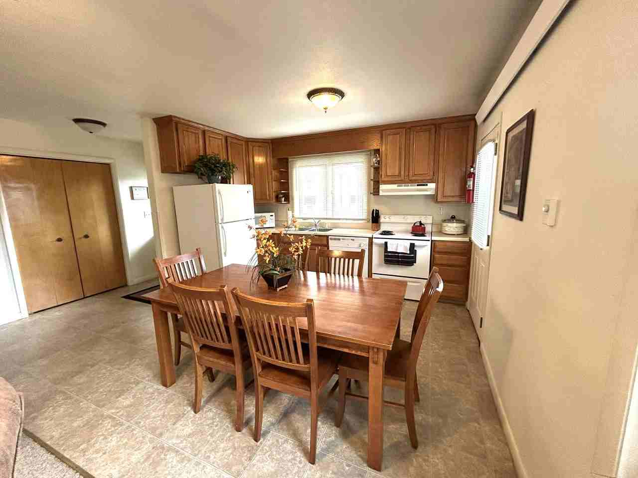 117 Pine Ave - Photo 5 of 17