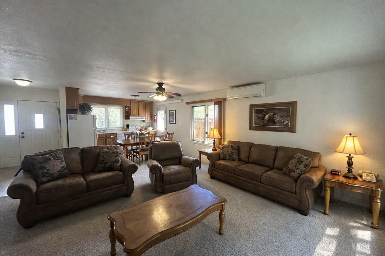 117 Pine Ave - Photo 6 of 17