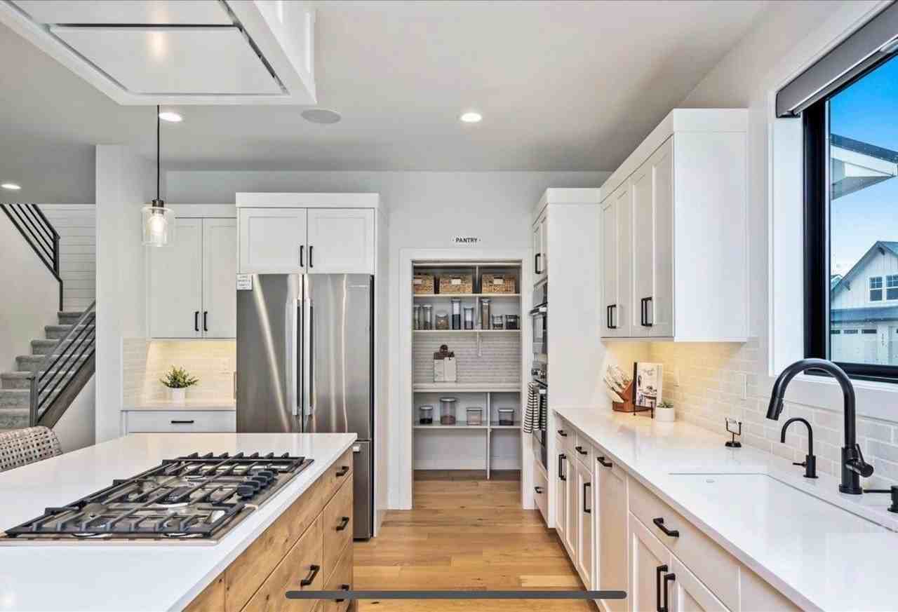 14089 N Upland Hills Way - Photo 5 of 12