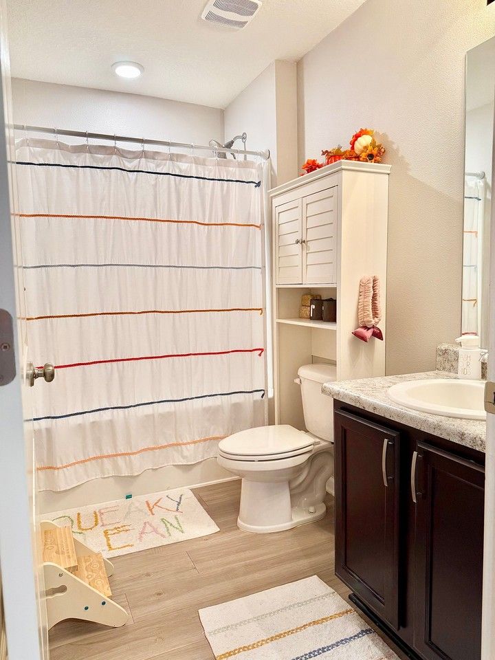 350 Merlin Ct - Photo 5 of 20