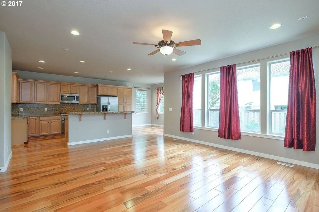 6146 Ne Ridgestone Ct - Photo 6 of 19