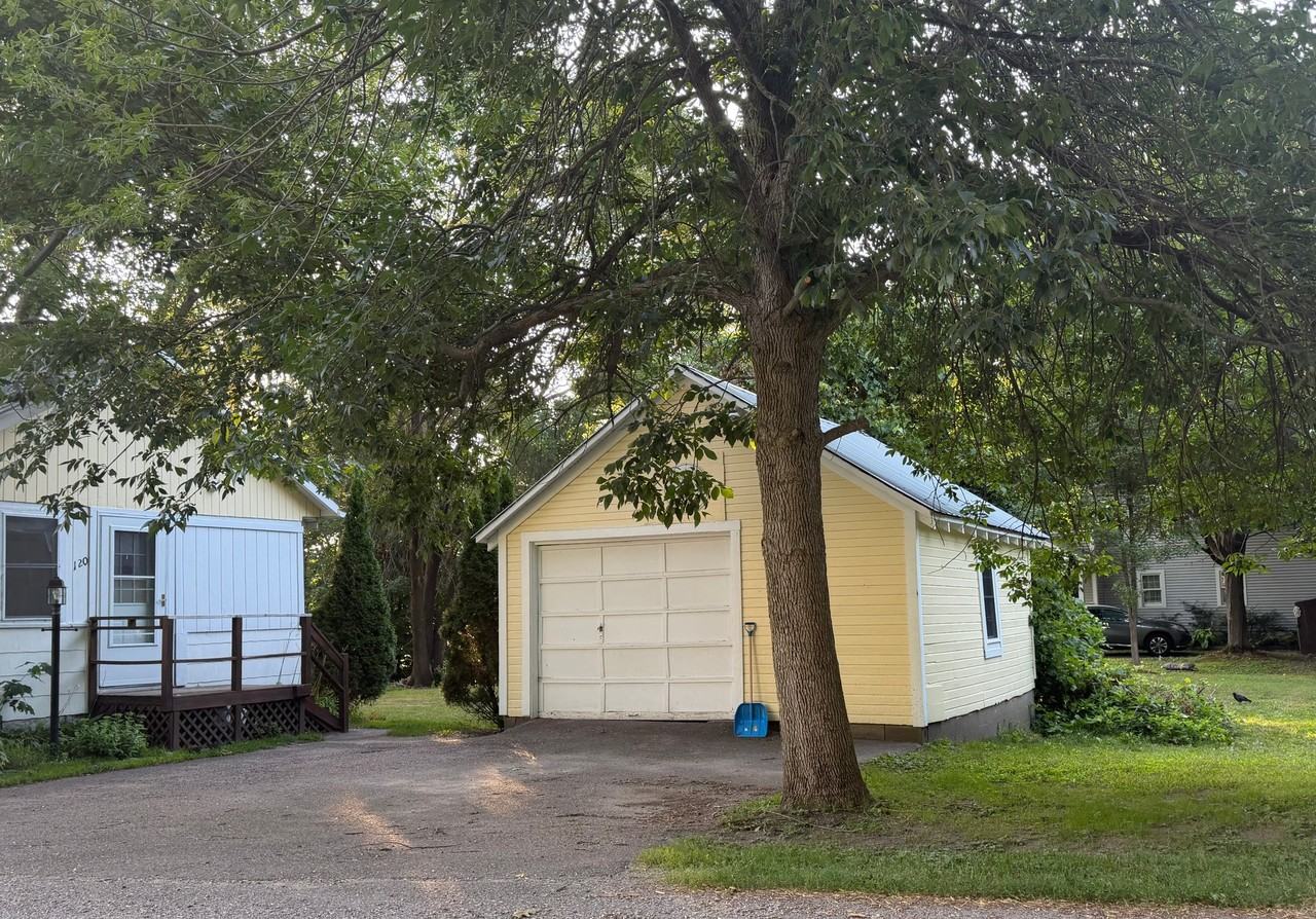 120 Marble Island Rd - Photo 2 of 14