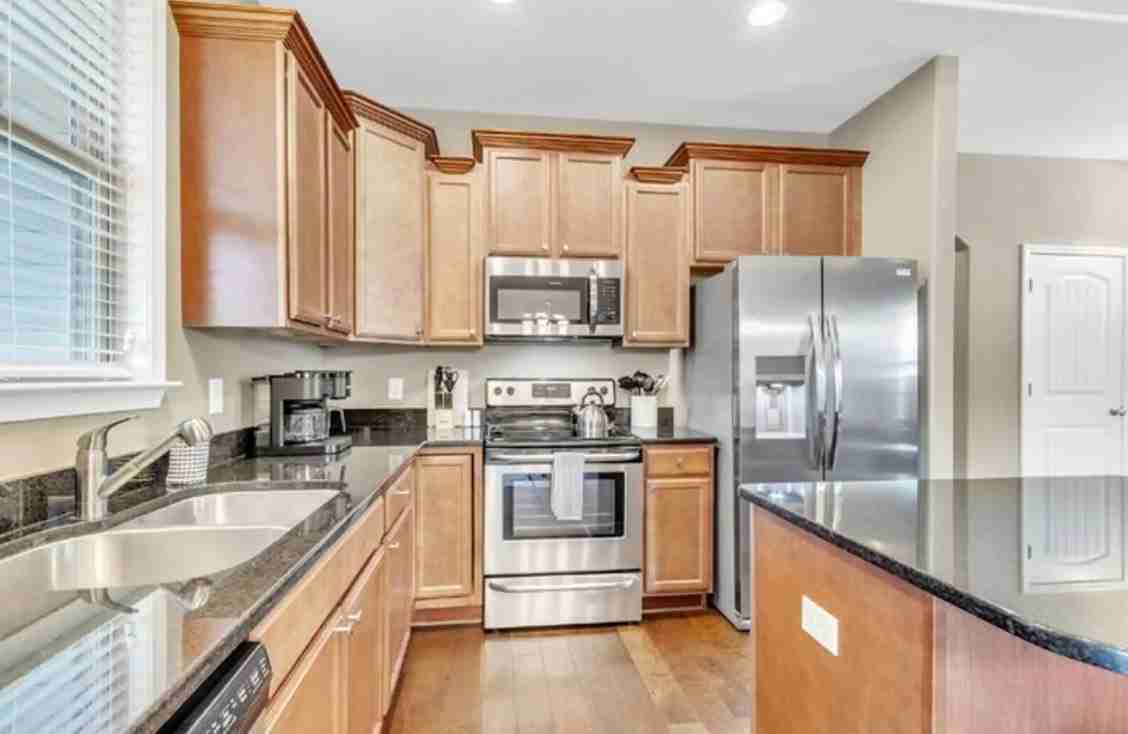 319 Hampton Farms Trl - Photo 5 of 18