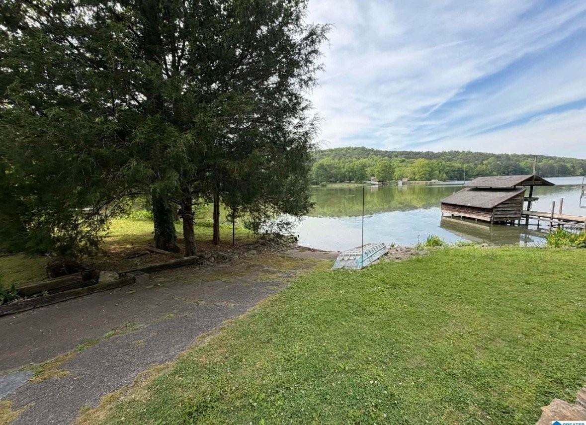 8172 Cedar Mountain Rd - Photo 4 of 9
