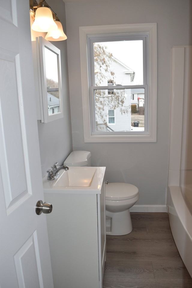 7 Pearl St #2 - Photo 5 of 10