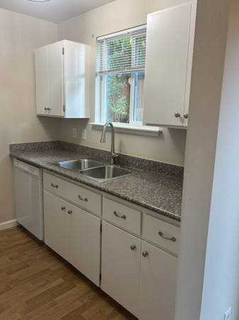 5040 38th St Ne - Photo 7 of 15