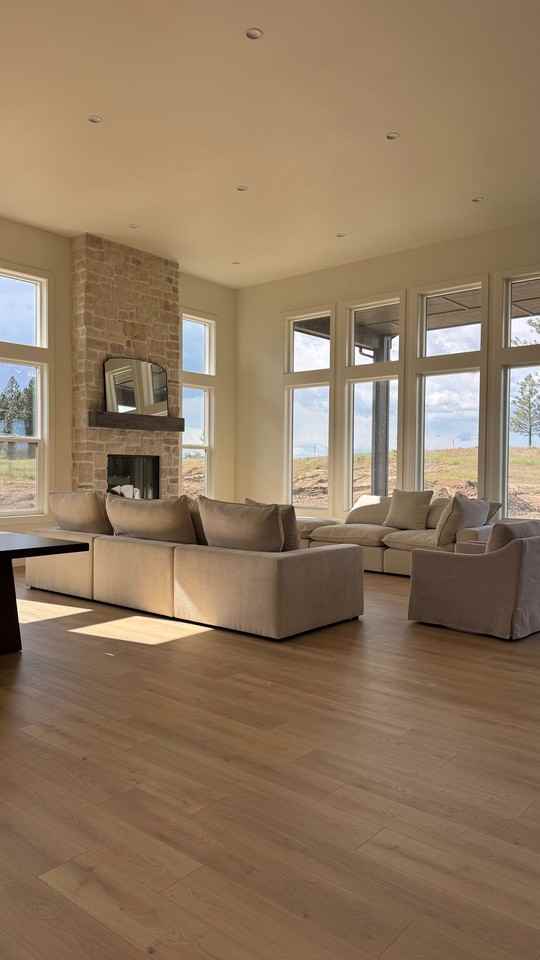 16704 W Burnett Rd - Photo 3 of 19