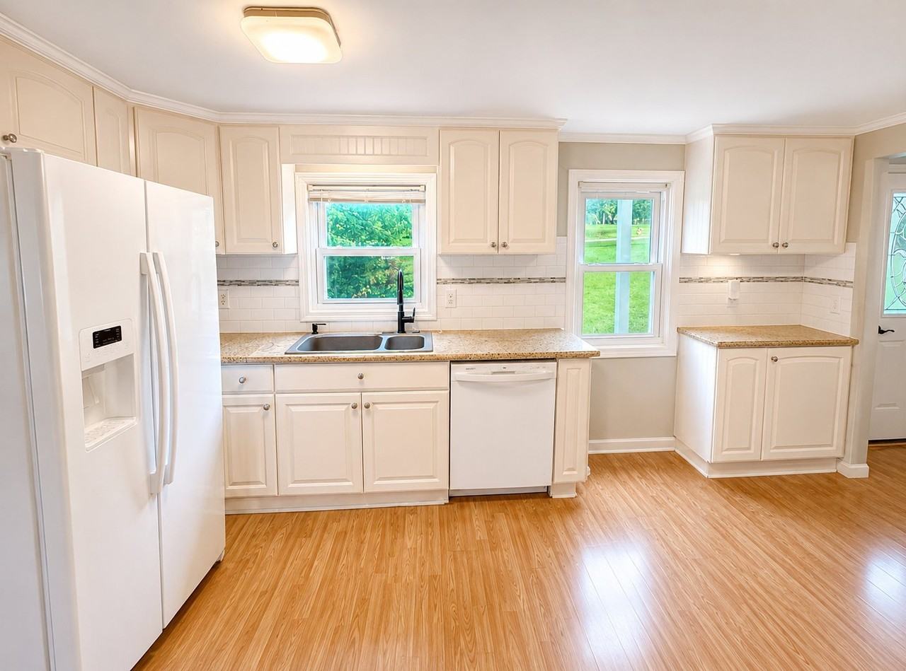 226 Emily St #A - Photo 4 of 17
