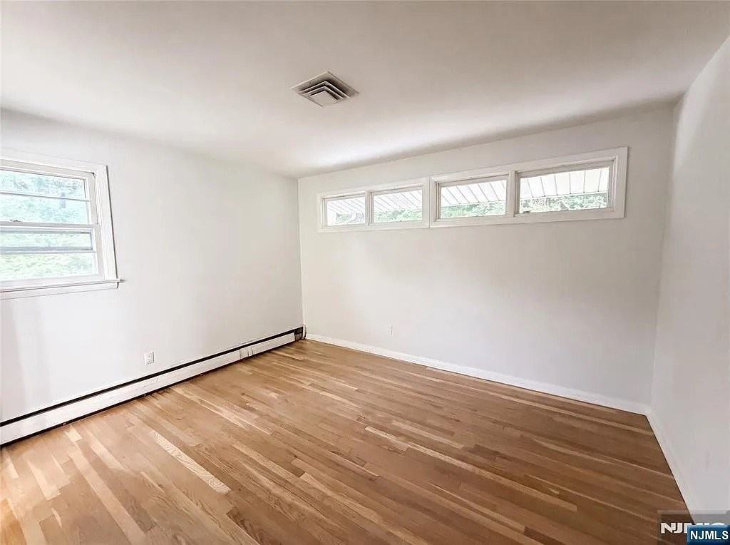 22236 41st Ave - Photo 6 of 7