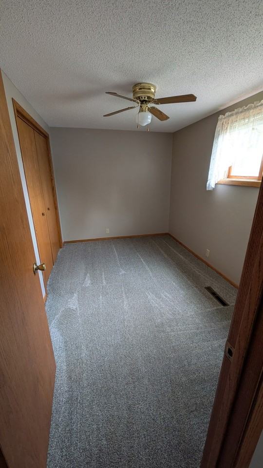 127 S 2nd St #1 - Photo 7 of 18