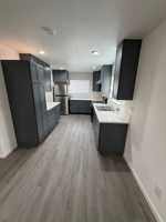 featured image of 1060 St