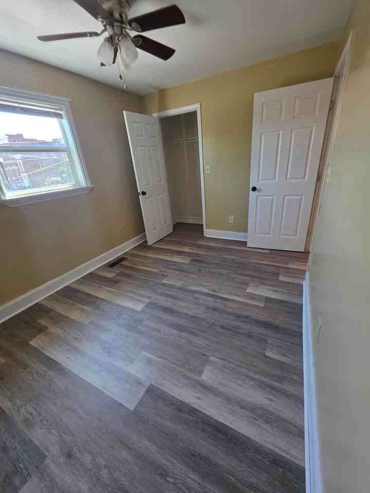 201 W 2nd St #1-2 - Photo 3 of 8