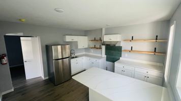 featured image of 809 Arnold Ave
