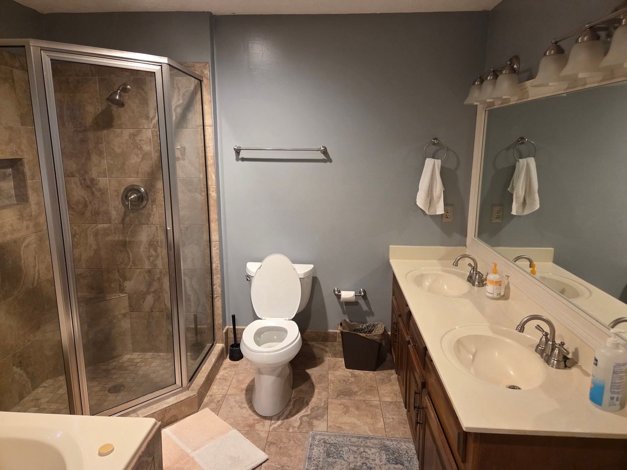 4700 Norman Dr Nw - Photo 2 of 8