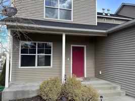 featured image of 1318 Edinborough Ct