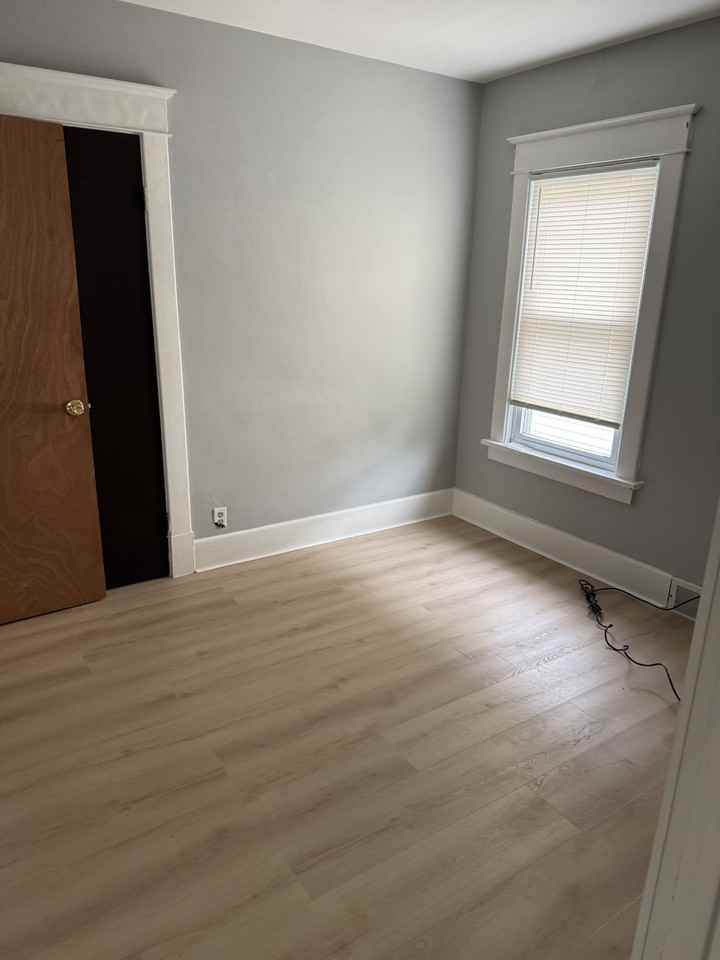 620 Linden Ave - Photo 2 of 7