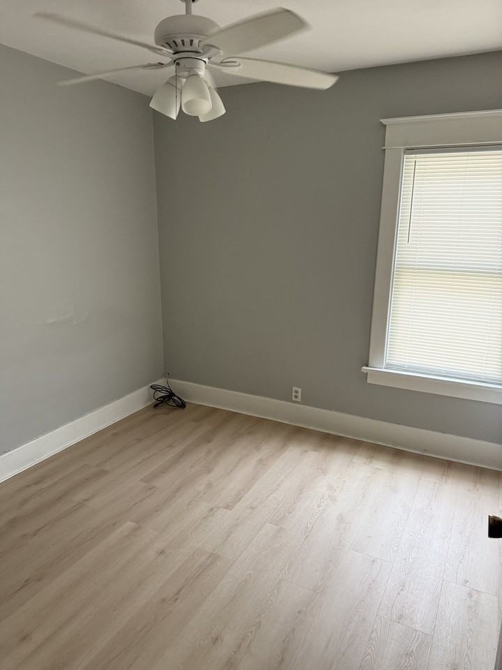 620 Linden Ave - Photo 3 of 7