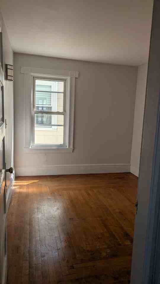 614 Rimmon St #3 - Photo 4 of 8
