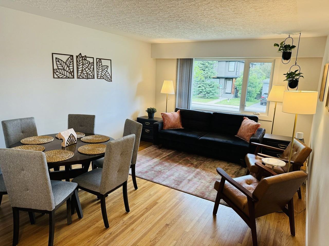 2404 Richmond Rd Sw - Photo 3 of 11