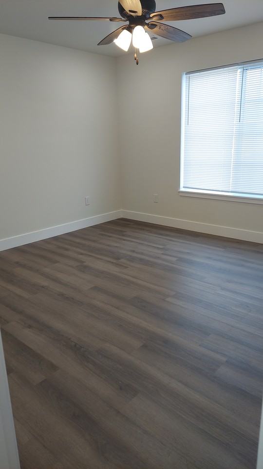 414 Eagle St #414 - Photo 4 of 11