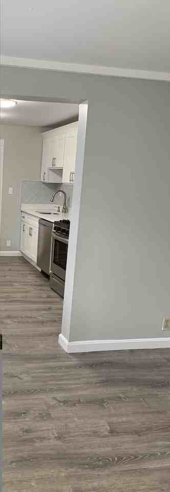 16 Bixby St #16 - Photo 3 of 10
