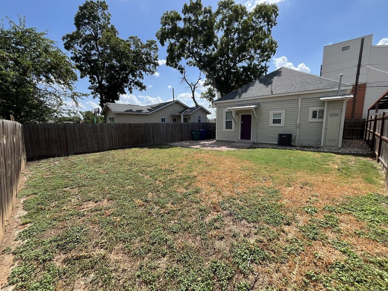 114 Oleander St #NA - Photo 5 of 13