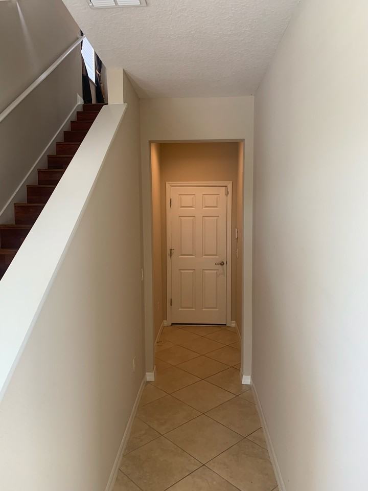 671 Pensacola Ln - Photo 5 of 48