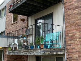 featured image of 105 E 14th St