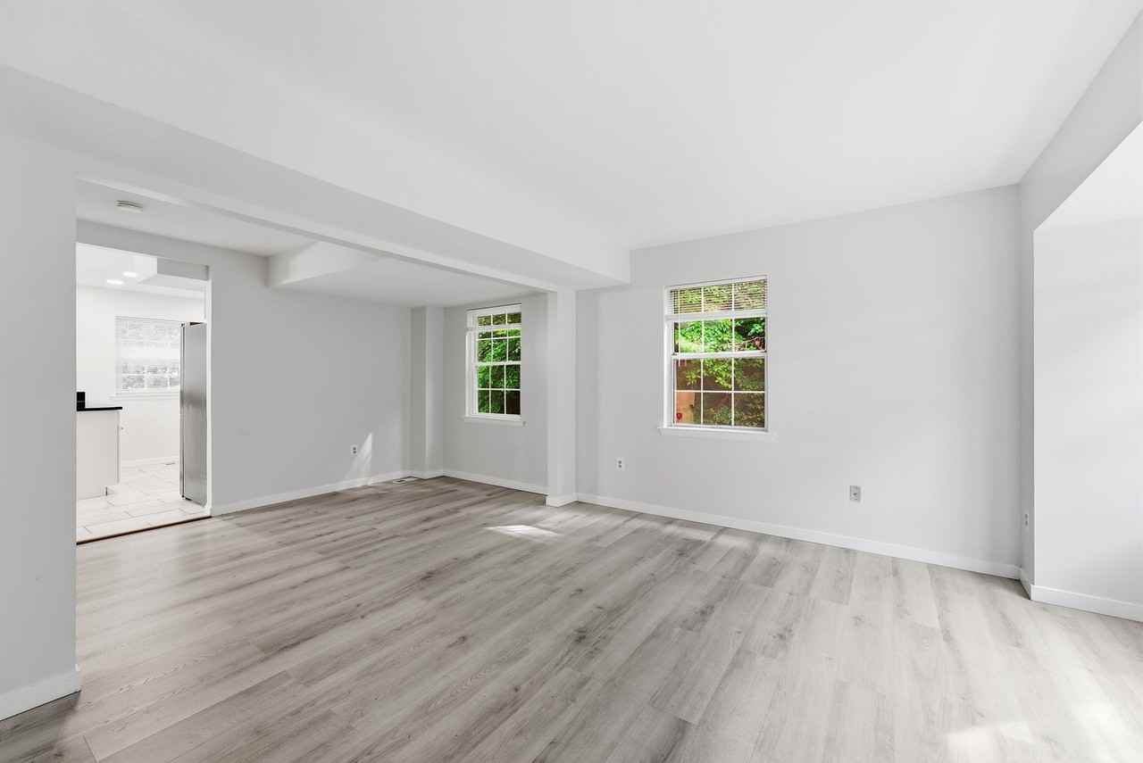 4200 Gerry Ln - Photo 3 of 30