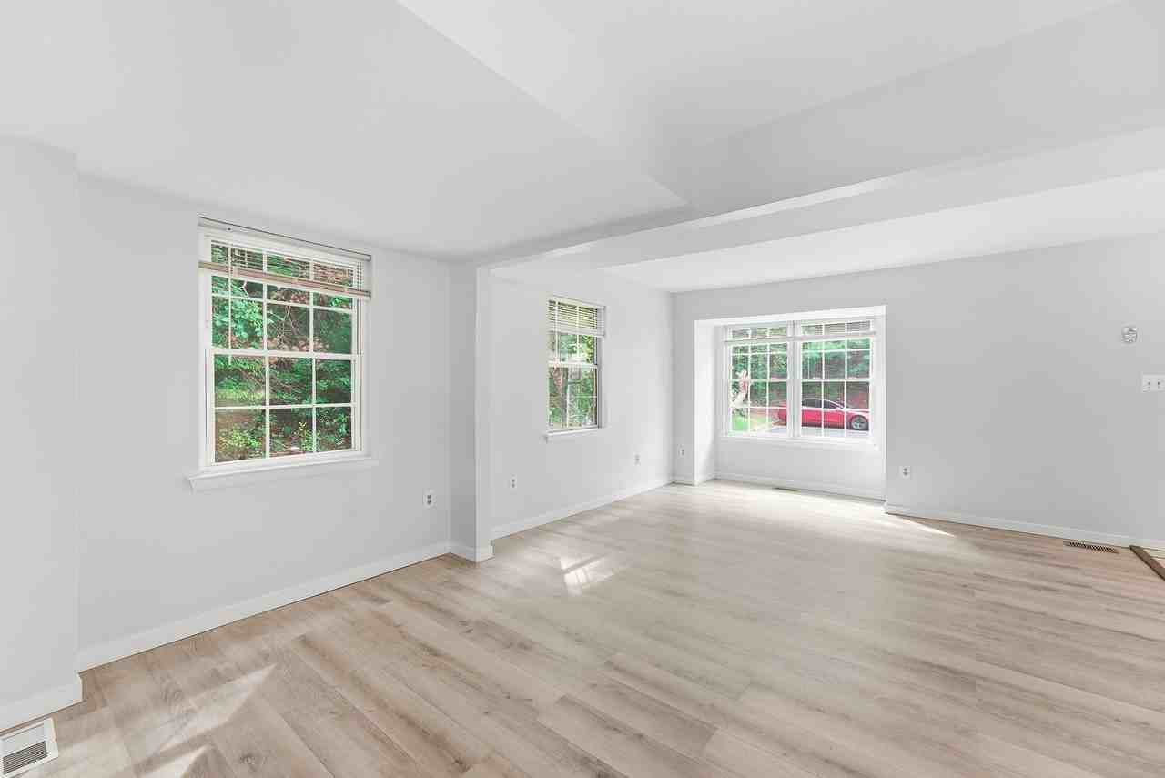 4200 Gerry Ln - Photo 5 of 30