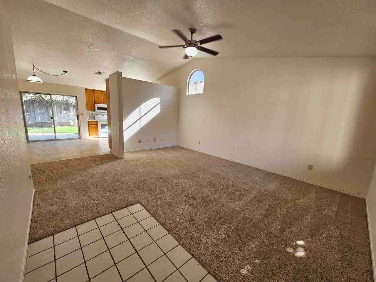 1108 Citrus Ct - Photo 4 of 29