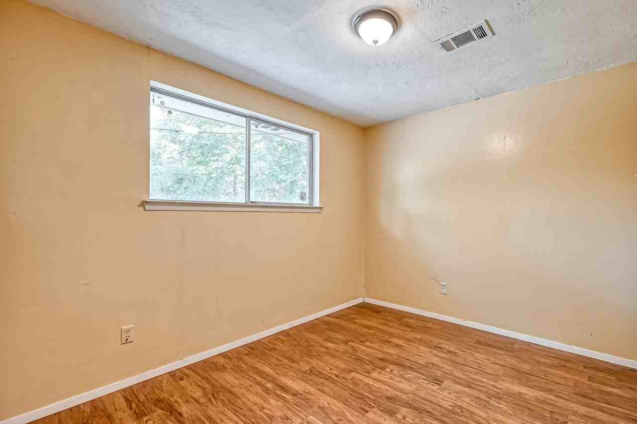 14427 Campden Hill Rd - Photo 6 of 12