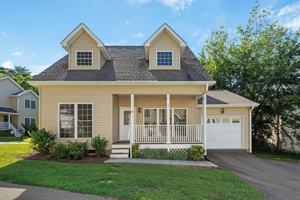 featured image of 36 Winterwind Dr