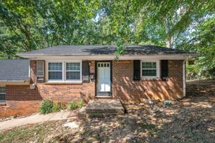 1018 Moseley Dr - Photo 1 of 1