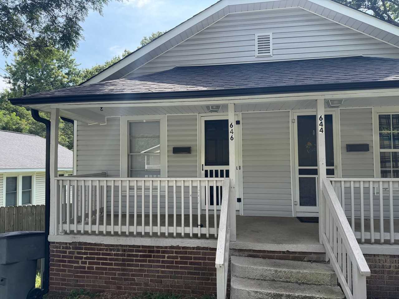 646 Wilson St - Photo 2 of 3