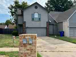 featured image of 1120 W Florence Ct