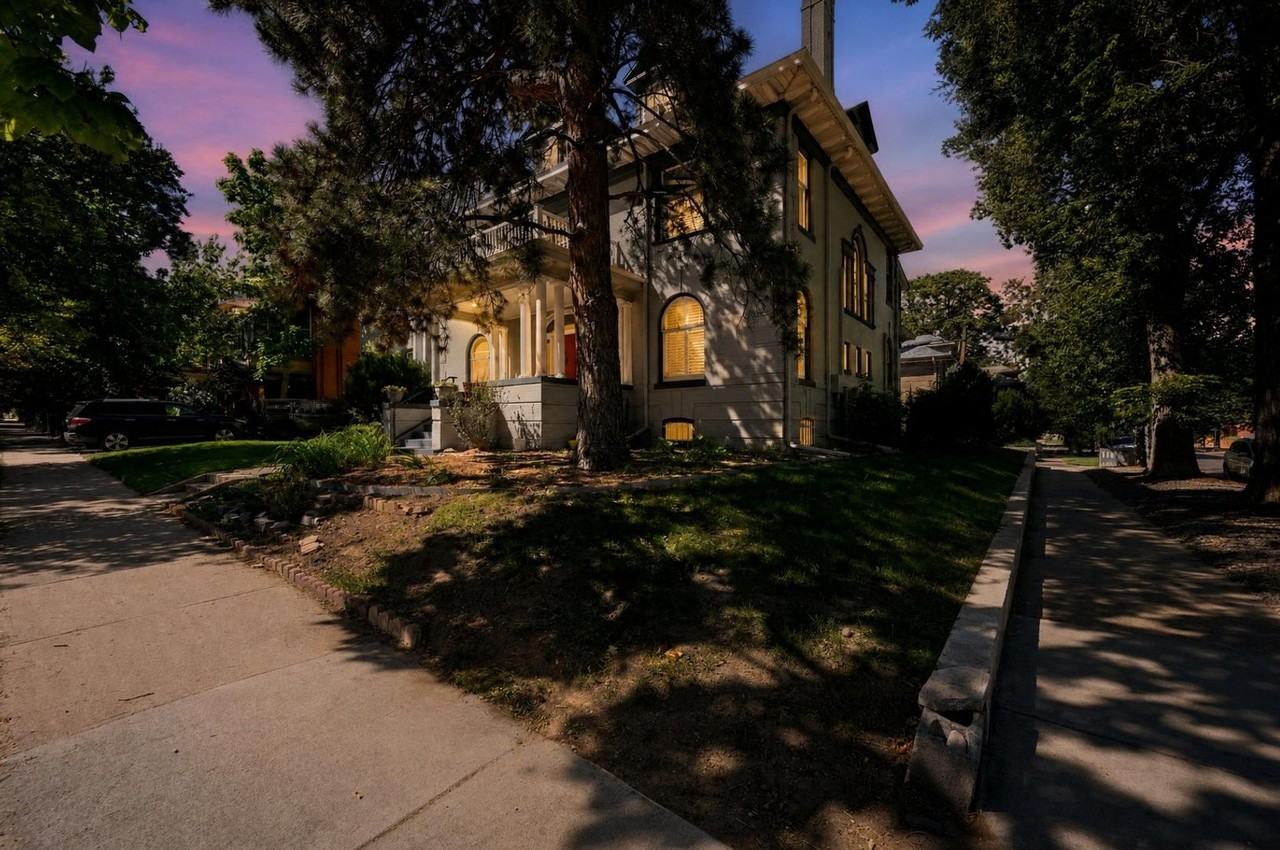 1373 N Franklin St - Photo 2 of 30