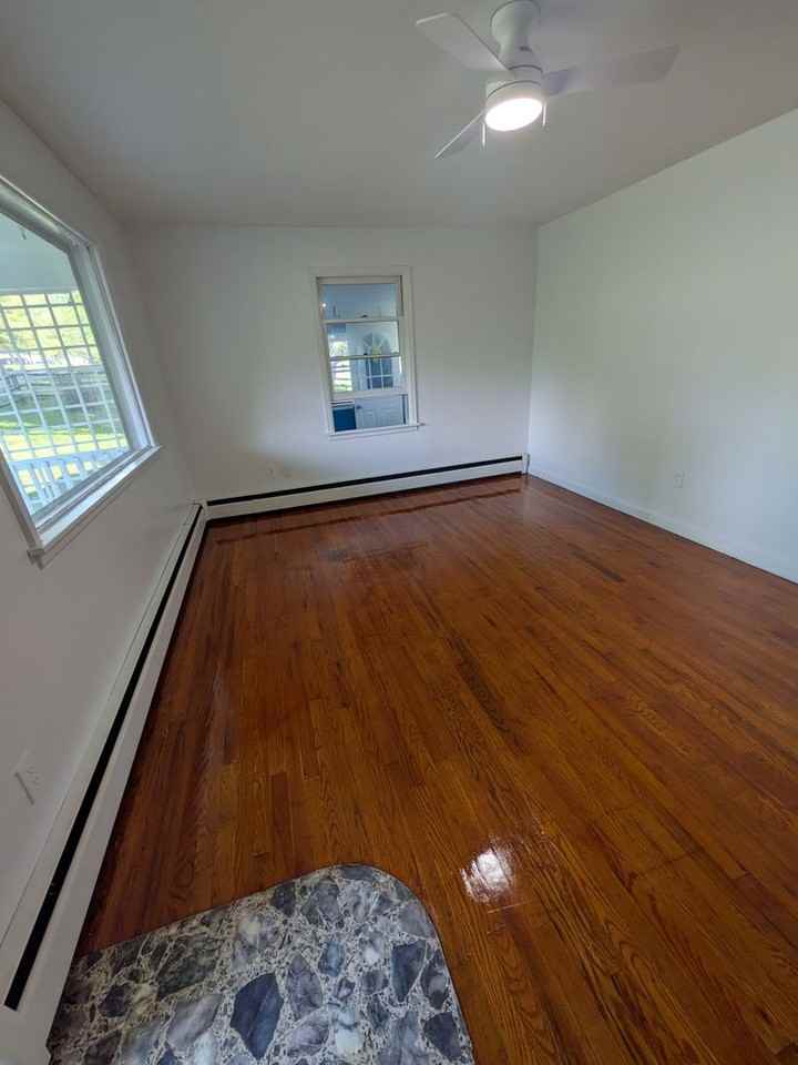 22 Conifer Ln - Photo 3 of 10