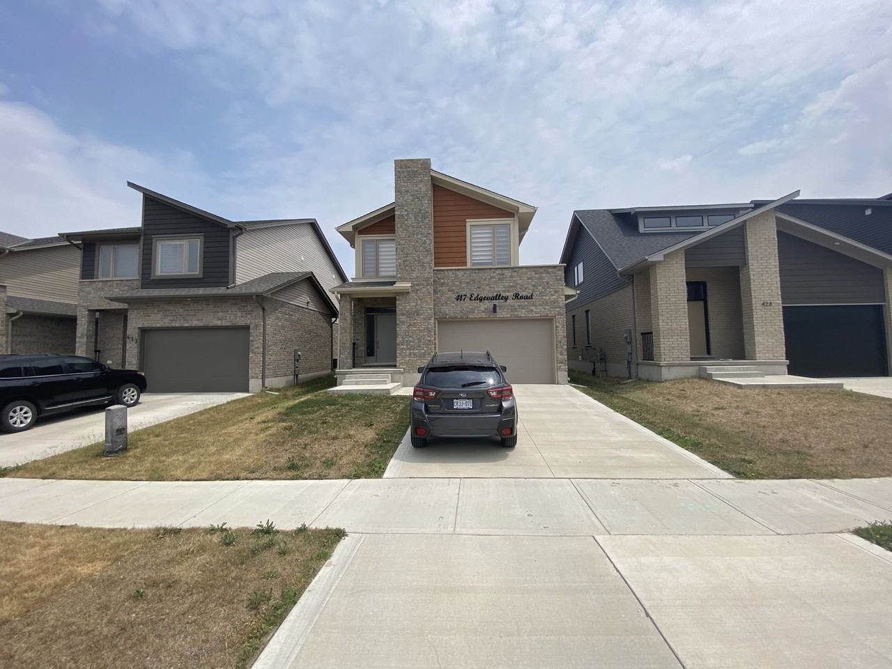 417 Edgevalley Rd