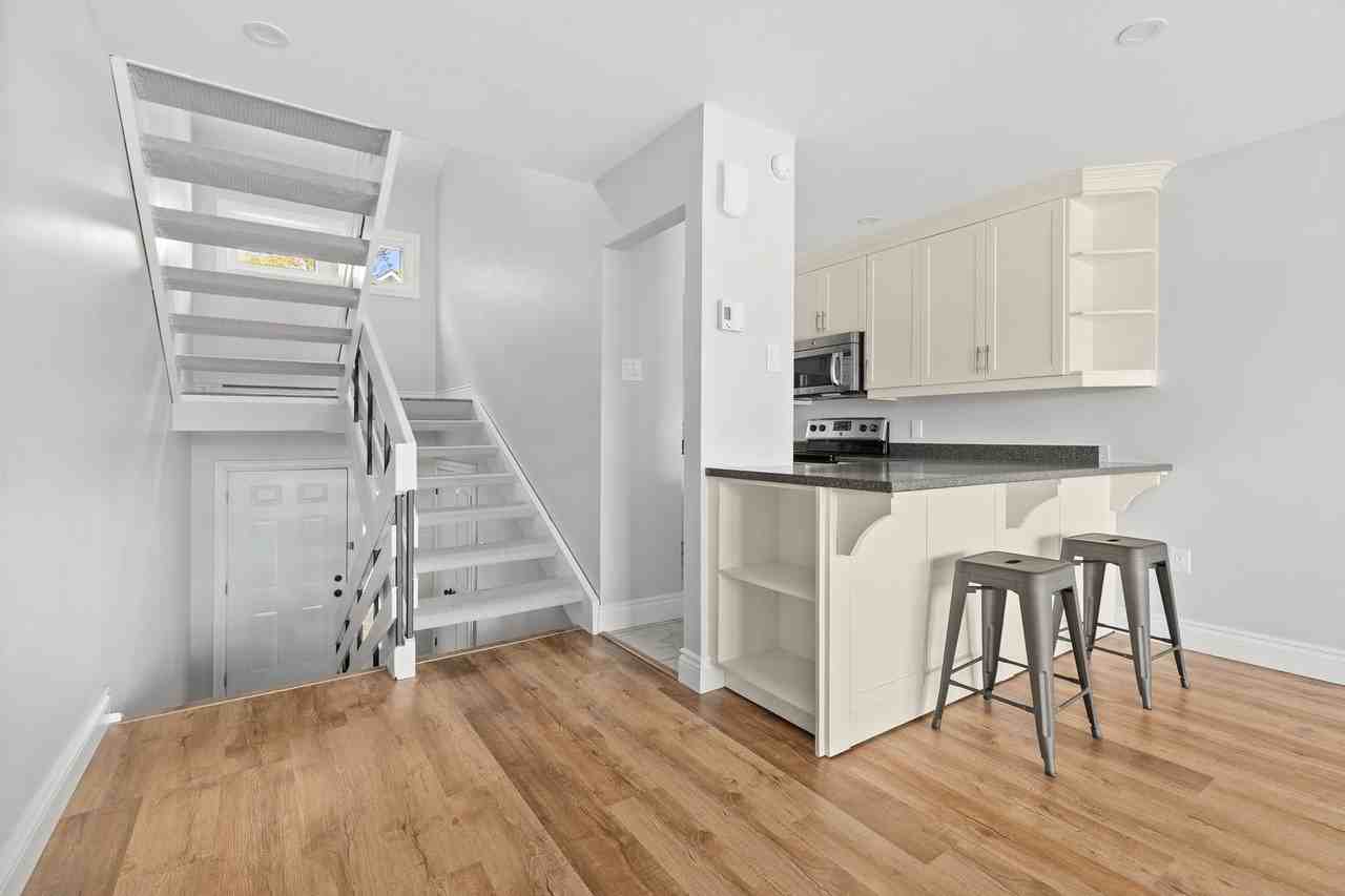 473 Shore Dr - Photo 5 of 20