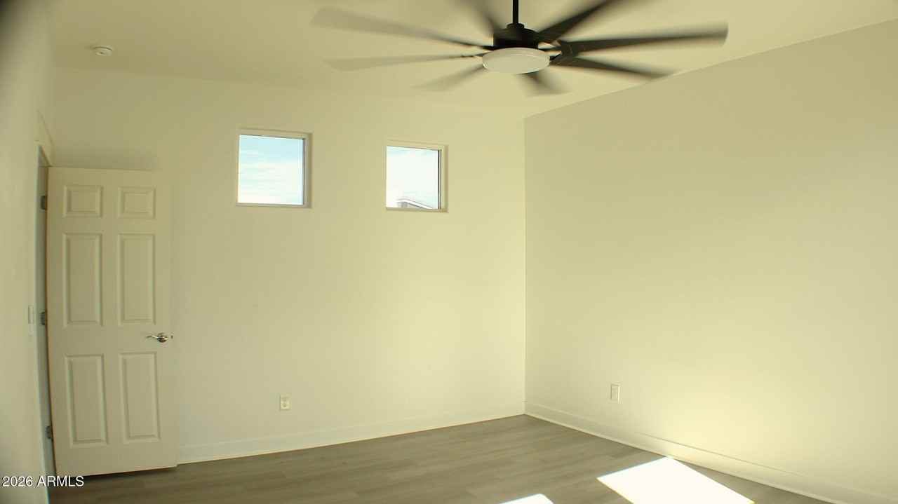 15715 W Melvin St - Photo 7 of 16